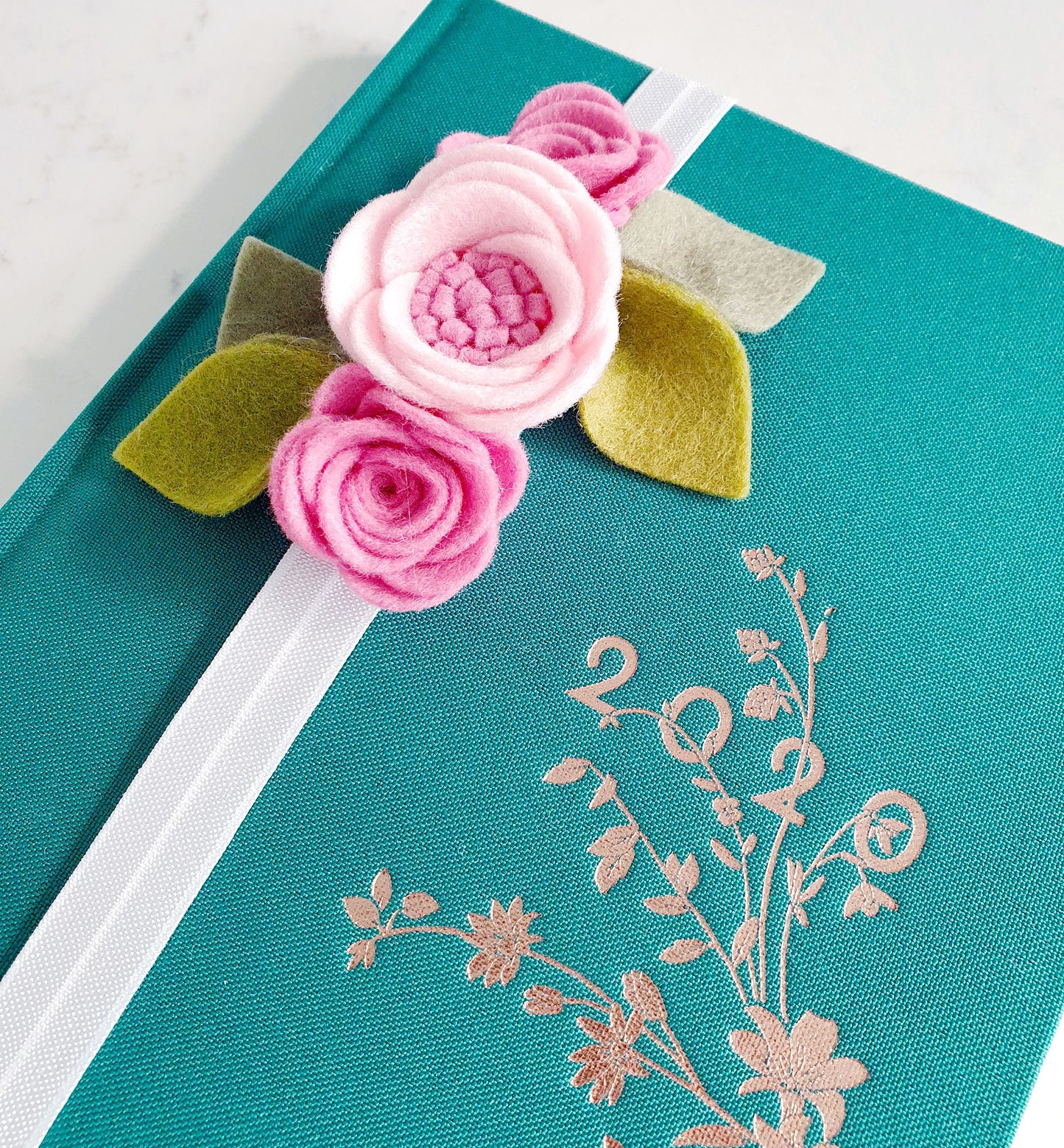 Flower bookmark