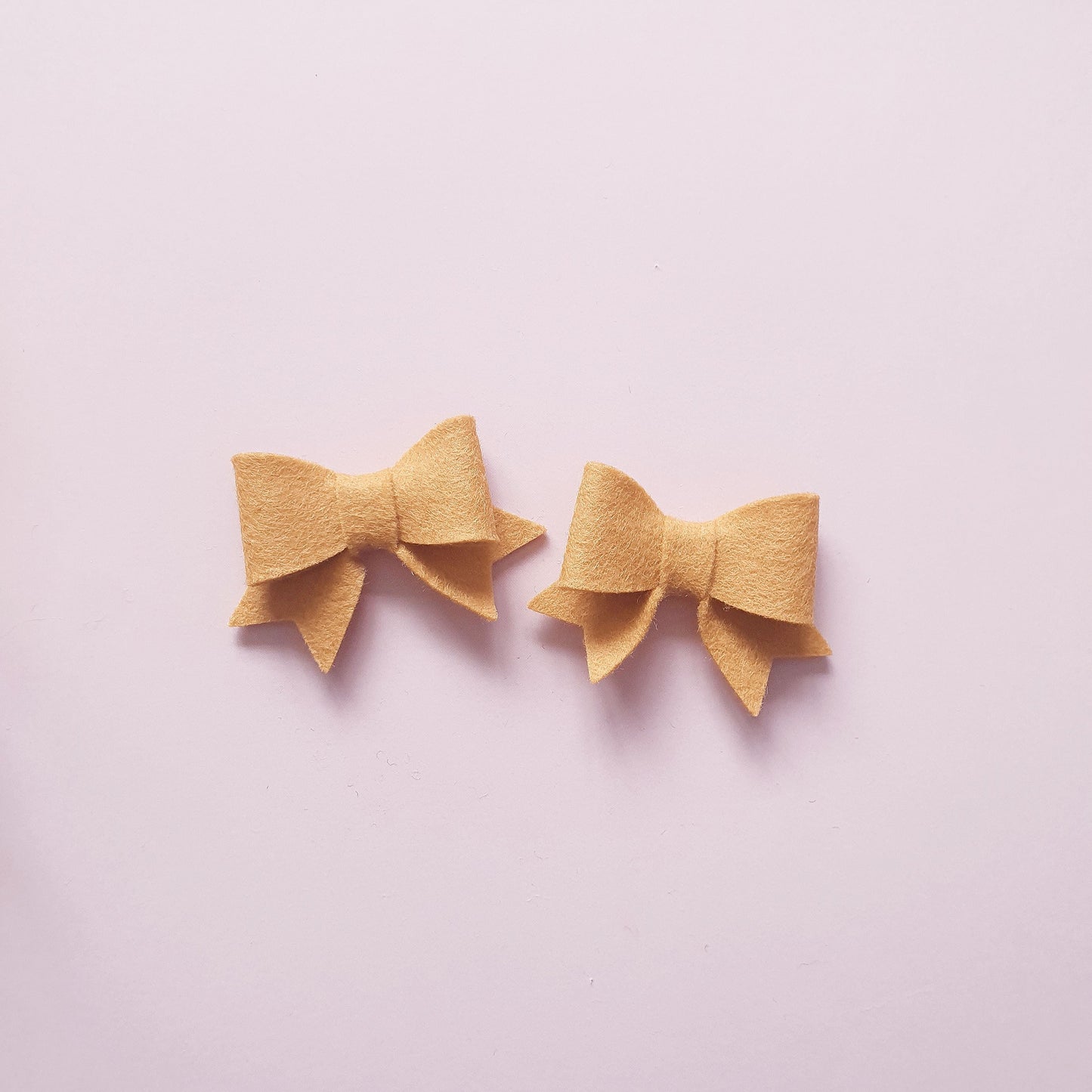 Mustard Bow